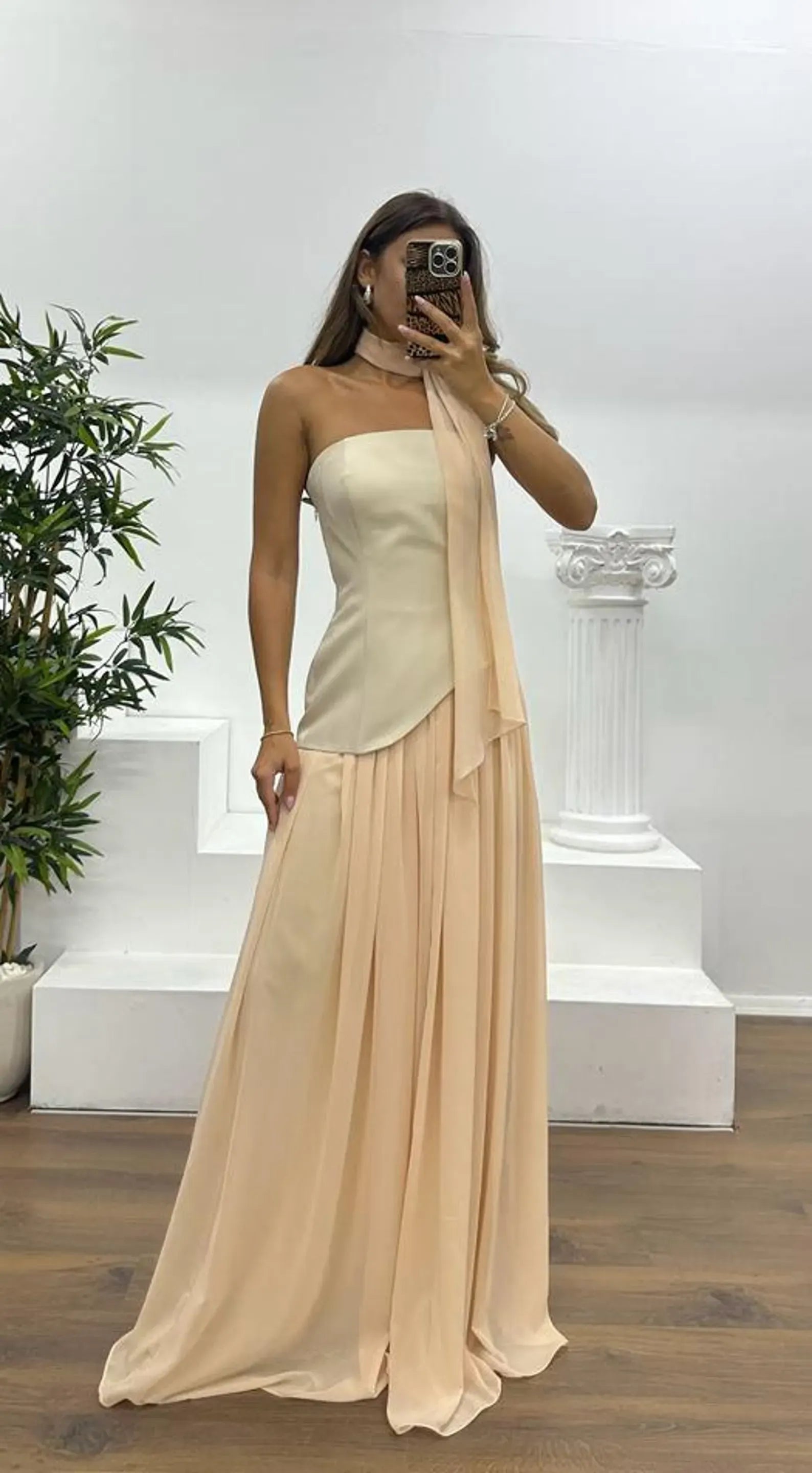 Prom Dress Elegant Burgundy A-Line Strapless Chiffon Floor-Length With Draped Scarf Detail For Sophisticated Prom Nights