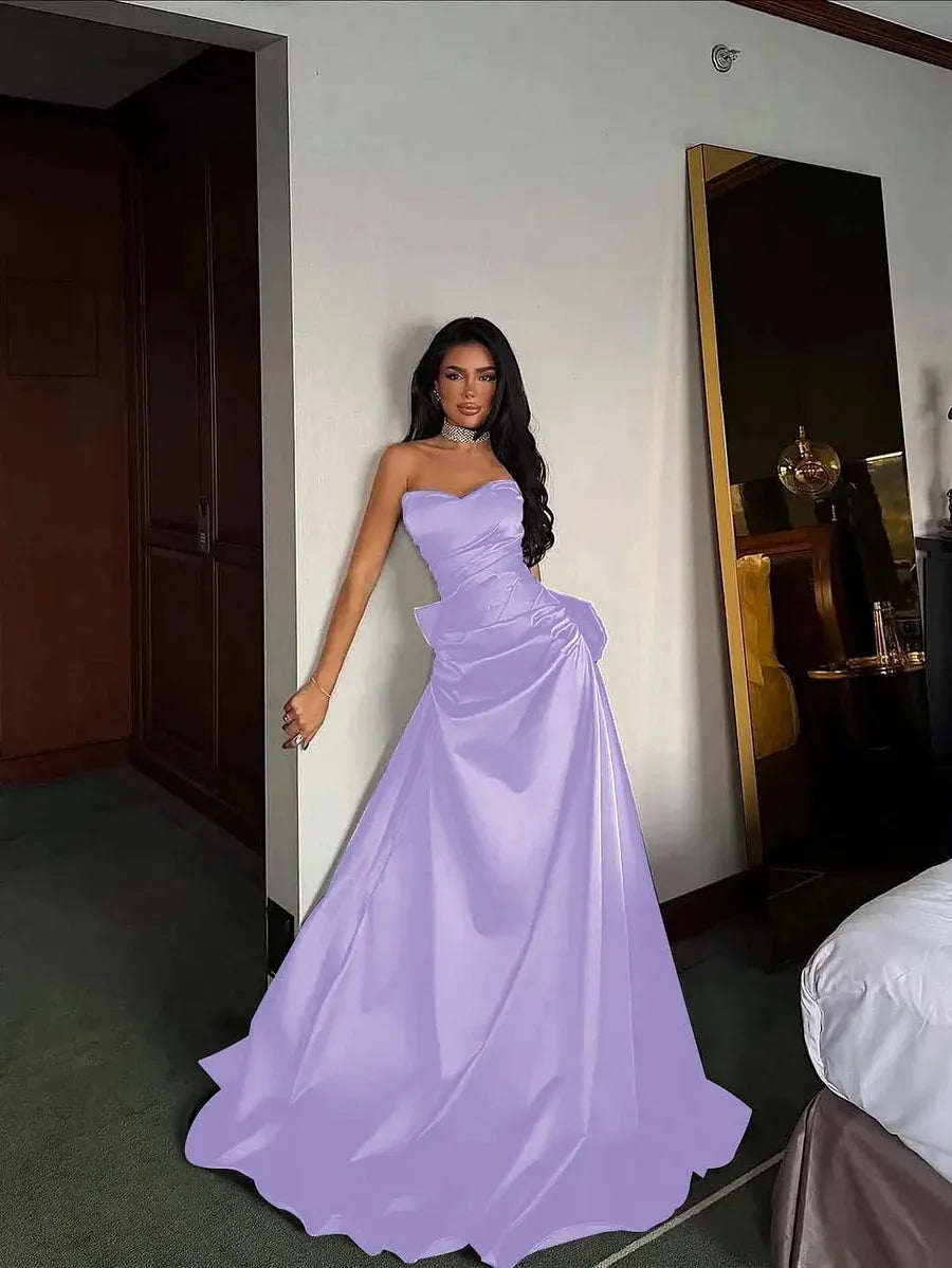 Prom Dress Satin Black Strapless Sweetheart Bodice With Pleated Bow Detail Perfect For Prom Night