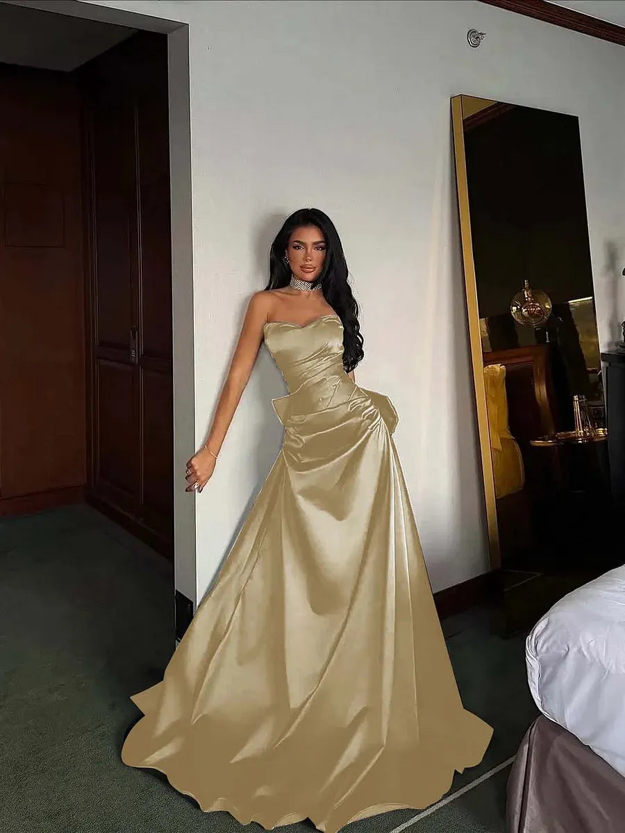 Prom Dress Satin Black Strapless Sweetheart Bodice With Pleated Bow Detail Perfect For Prom Night