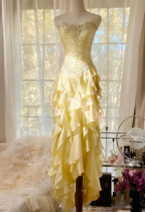 A-Line Strapless Sleeveless Lace-Up Floor-Length Prom Dress