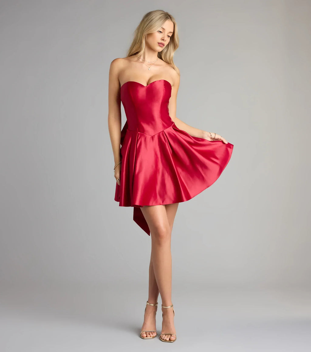 A-Line Strapless Sleeveless Short-Mini Homecoming Dress