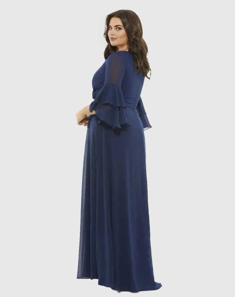 A-Line V Neck Bell Sleeve Zipper Up Sweep/Brush Train Plus Size Mother of the Bride Dress