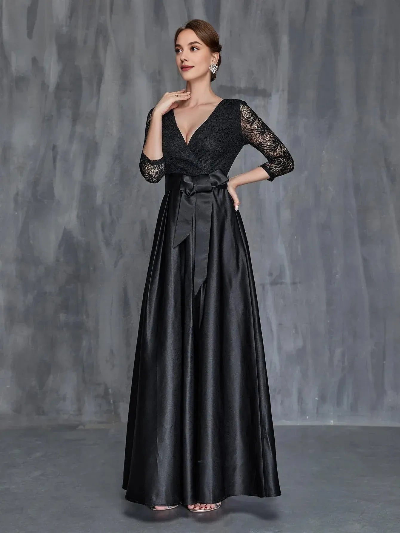 A-Line V Neck Long Sleeve Zipper Up Floor-Length Prom Dress