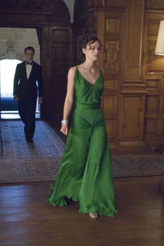 Green Satin Prom Dress With V Neck Spaghetti Straps Ruched Waist A Line Open Back For Prom Night Glamorous