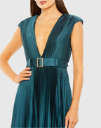 A Line Plunge Neck Cap Sleeve Zipper Up Floor-Length Prom Dress