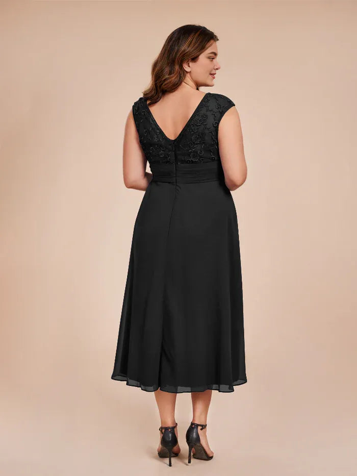 A Line Scoop Cap Sleeves Floor-Length Plus Size Mother of the Bride Dress