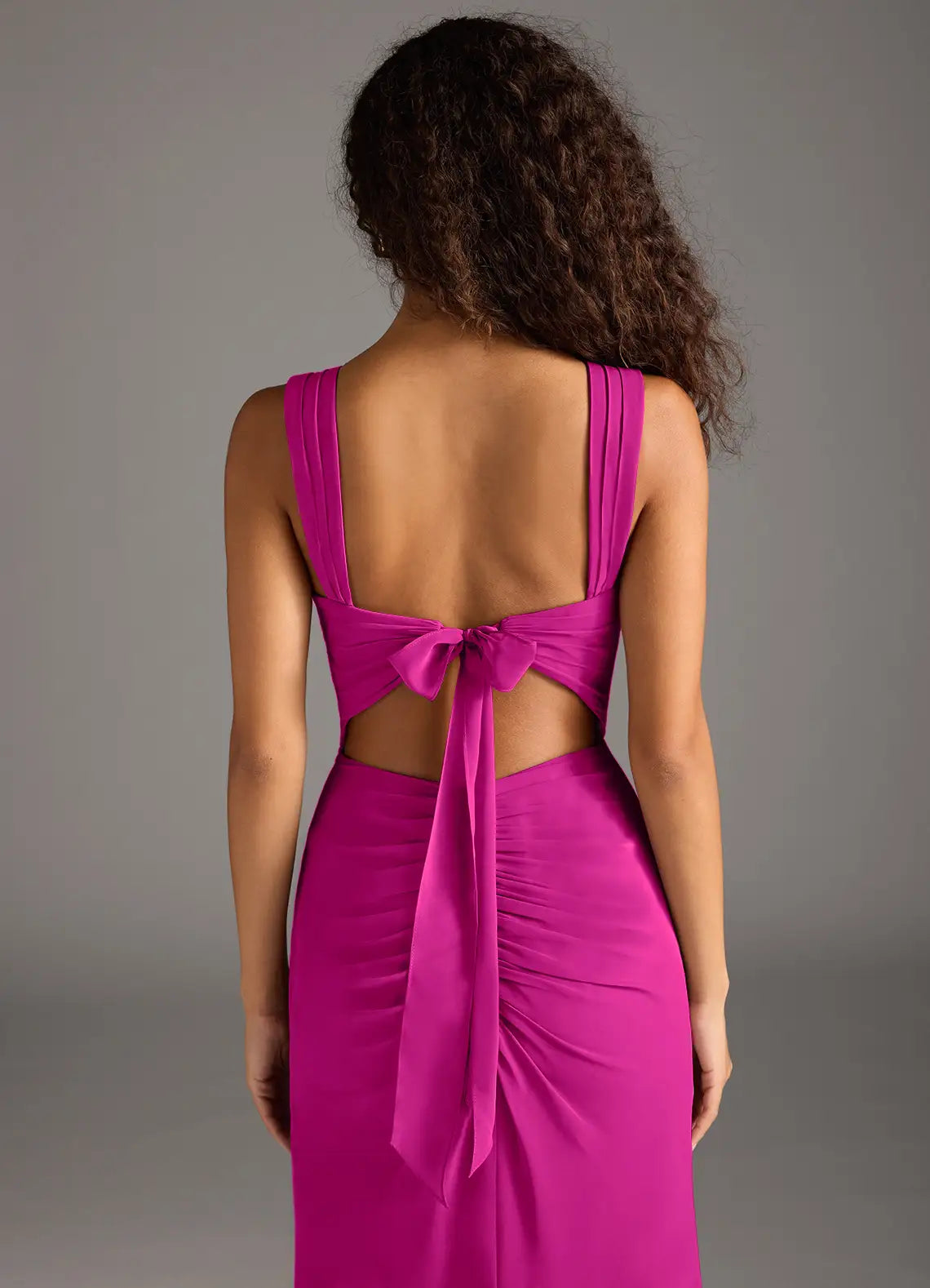 Elegant Chiffon Bridesmaid Dresses with Square Neck and Side Split Detailing