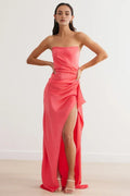 Fitted Scoop Neck Sleeveless Floor-Length Prom Dress