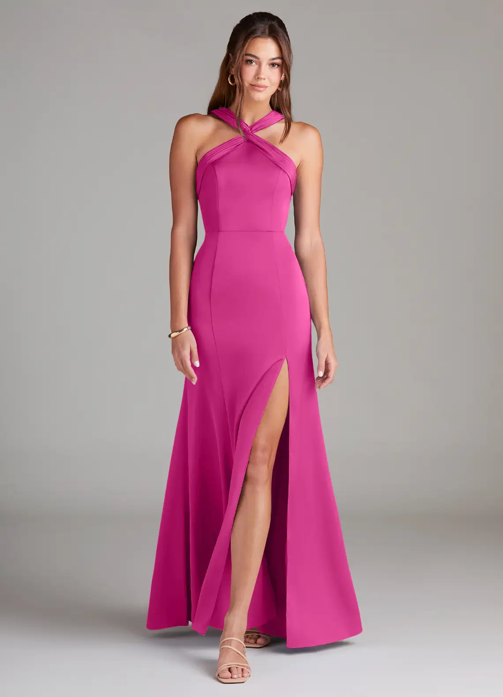 Elegant Halter Neck Twist Detail Open Back High Slit Floor-Length Bridesmaid Dresses