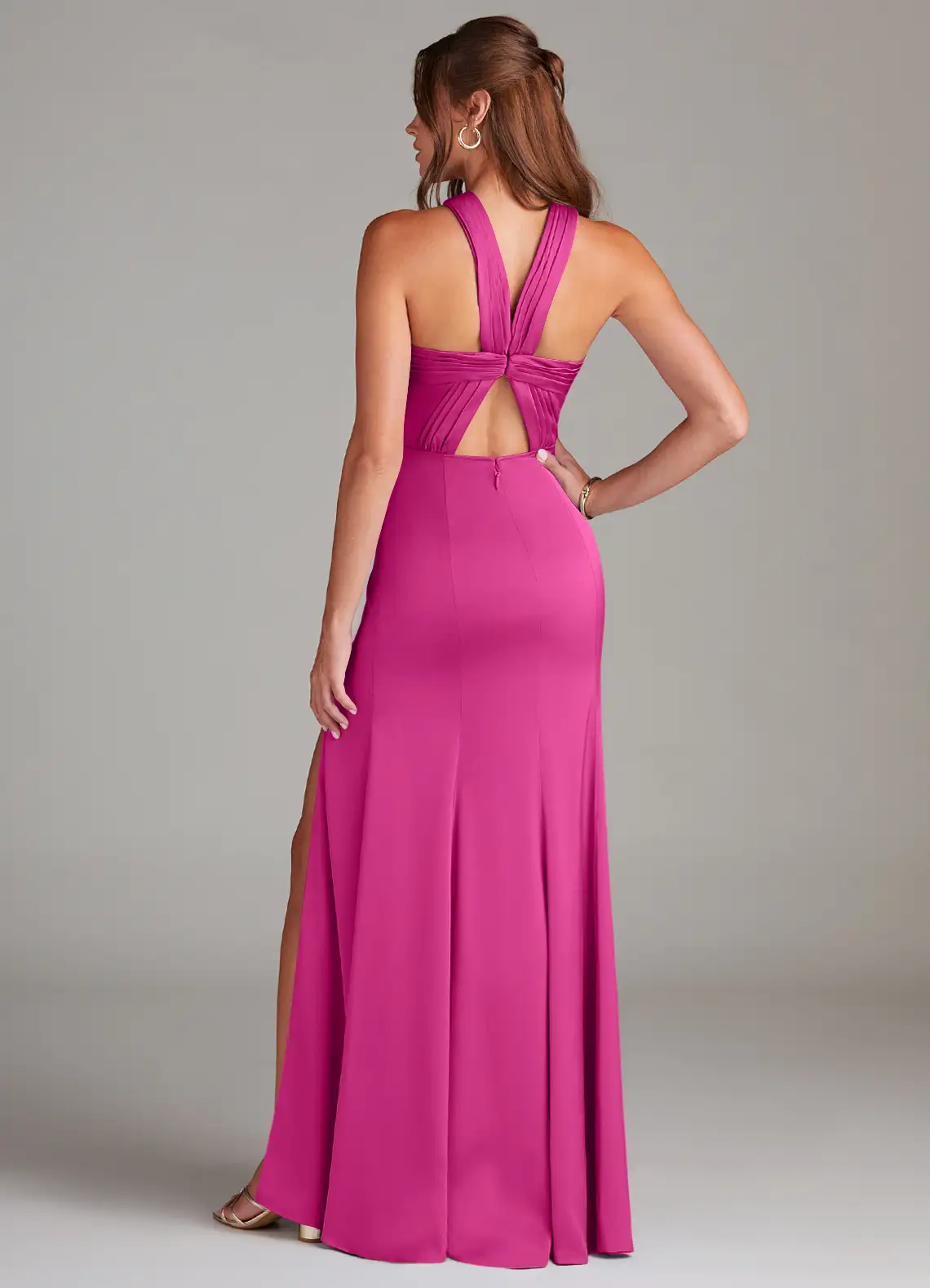 Elegant Halter Neck Twist Detail Open Back High Slit Floor-Length Bridesmaid Dresses