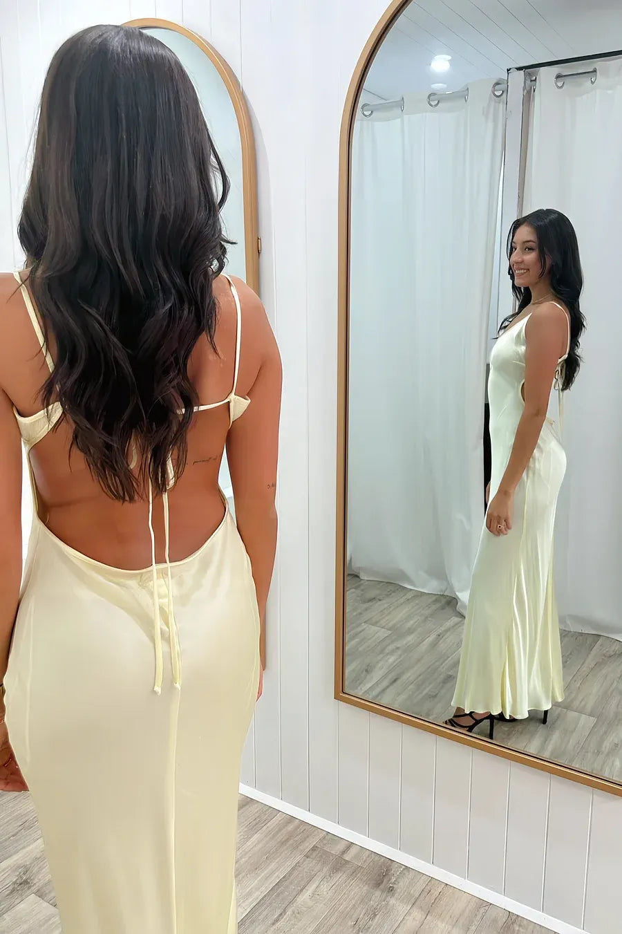 Mermaid Prom Dress Satin Backless V Neck Floor Length Yellow Ideal For Prom Night Glamorous