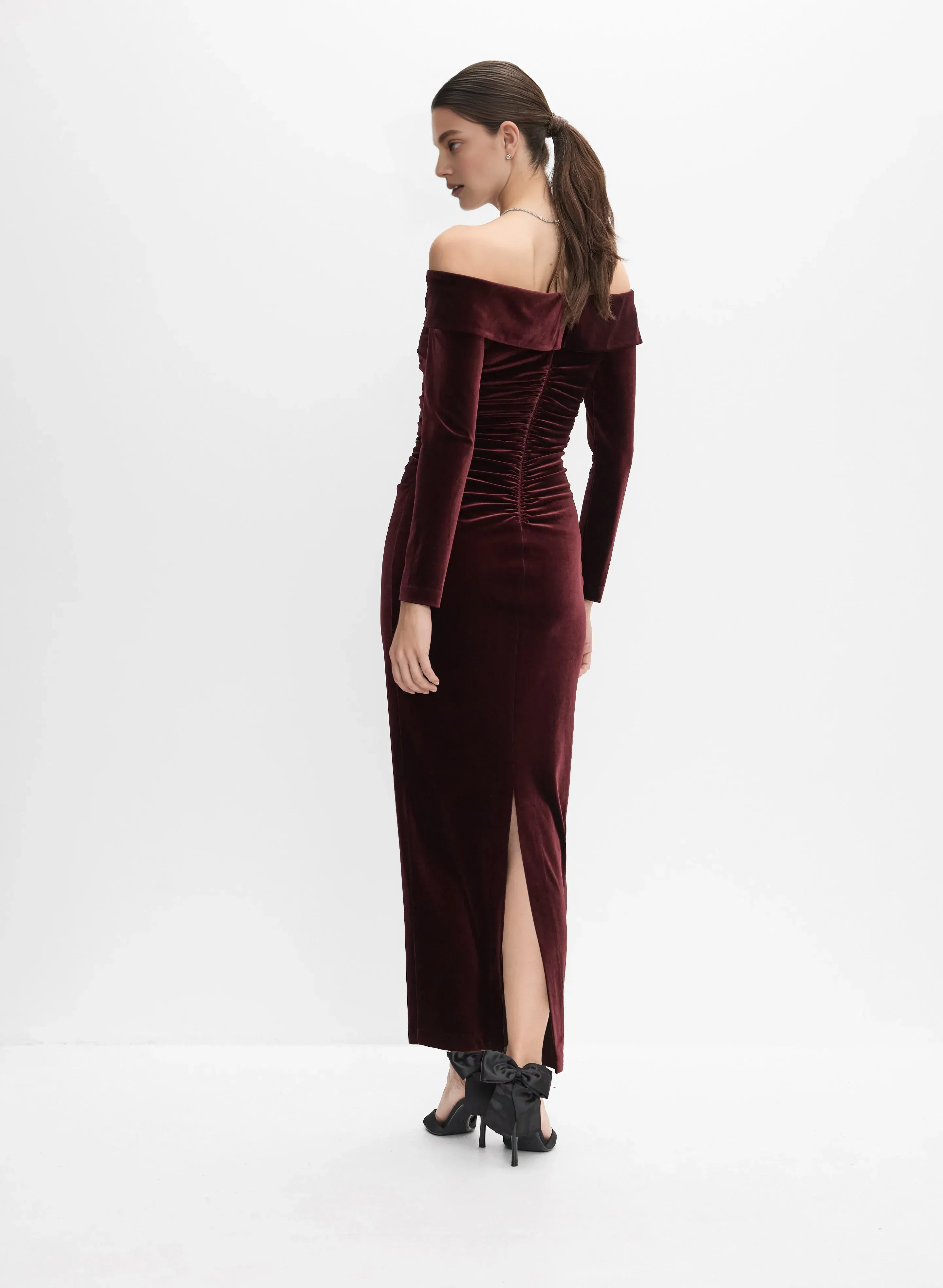 Sheath Off the Shoulder Long Sleeve Floor-Length Prom Dress