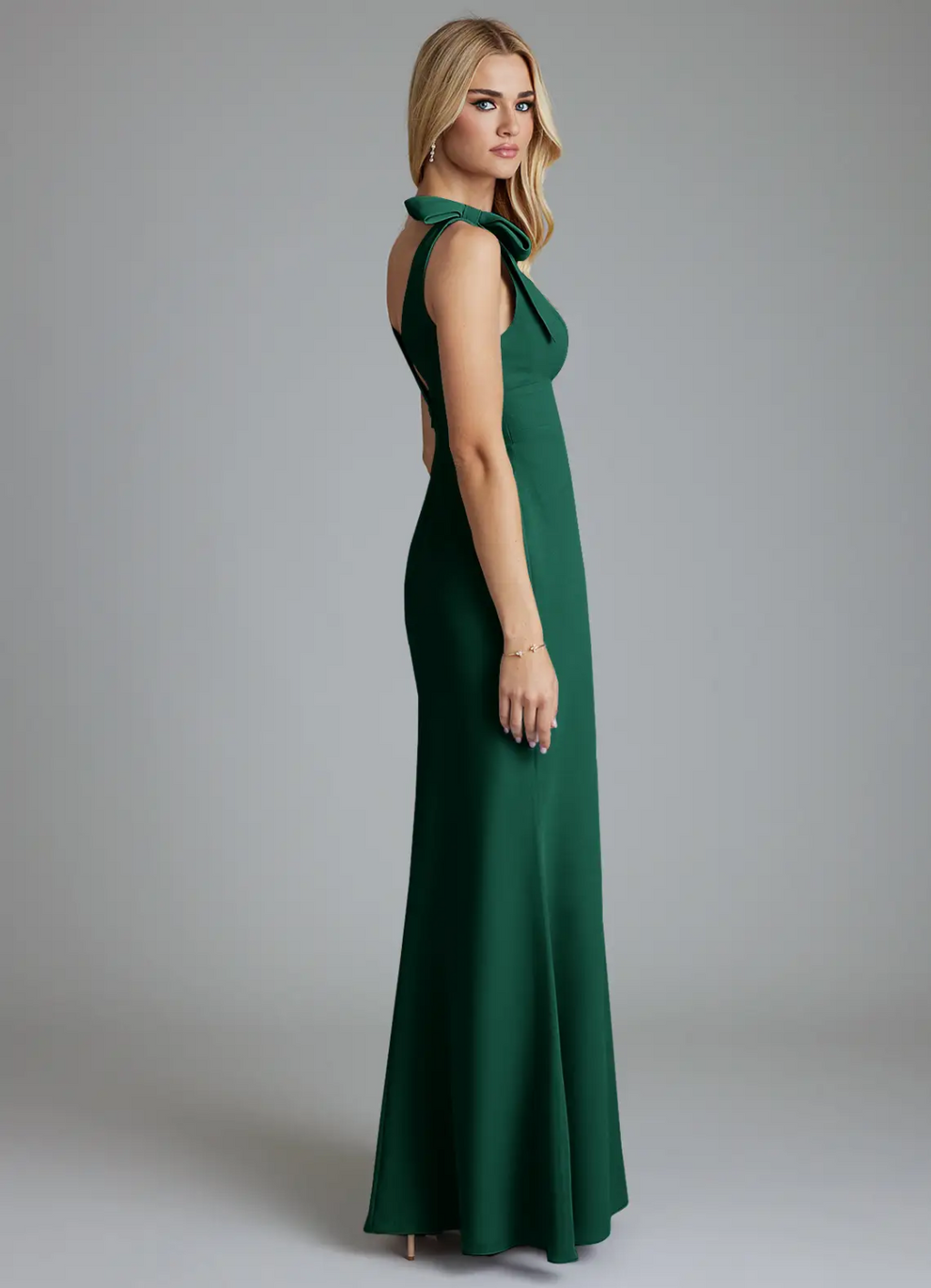 Elegant Slim-Fit Deep V-Neck Sleeveless Bow-Shoulder Backless Floor-Length Wedding Bridesmaid Dress