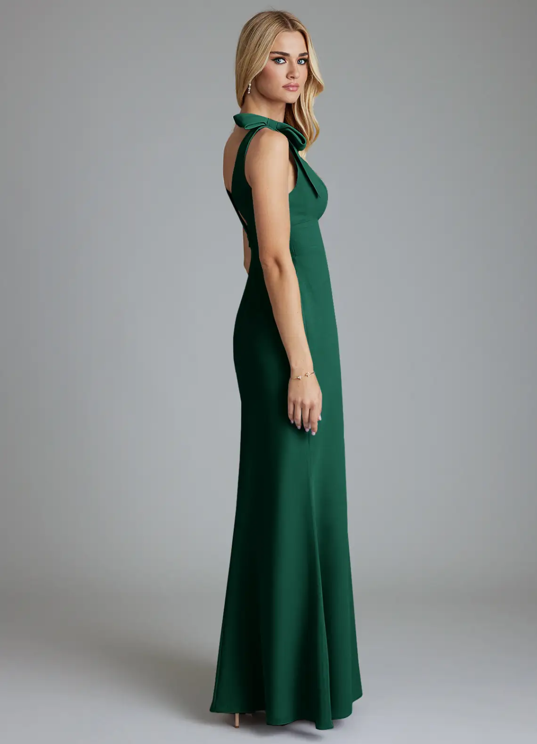 Elegant Slim-Fit Deep V-Neck Sleeveless Bow-Shoulder Backless Floor-Length Wedding Bridesmaid Dress