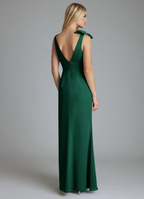 Elegant Slim-Fit Deep V-Neck Sleeveless Bow-Shoulder Backless Floor-Length Wedding Bridesmaid Dress