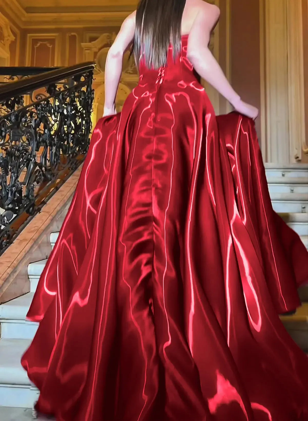 Sweetheart Sleeveless A-Line Pleated Court Train Prom Dress