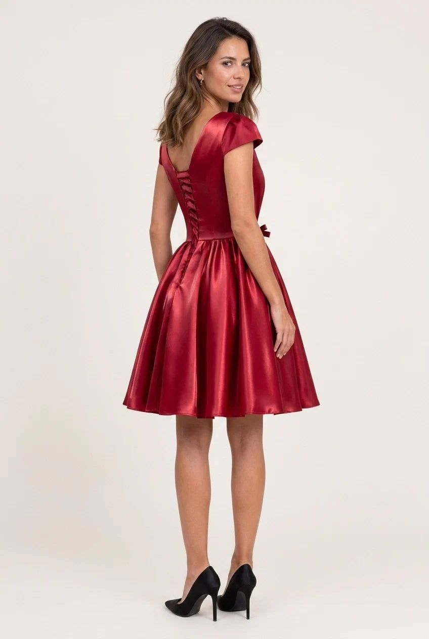 Burgundy A-Line Boat Neck Cap Sleeve Pleated Bow Short Homecoming Dress