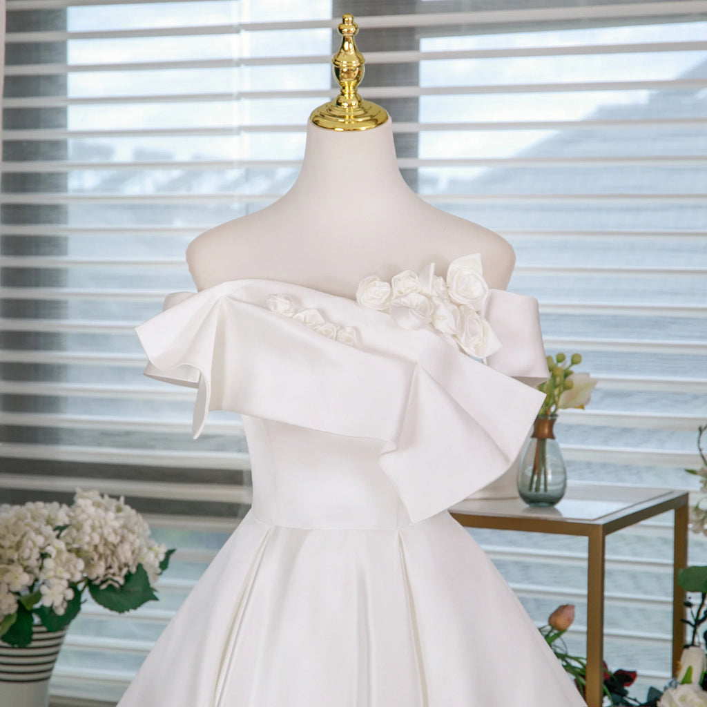 White A-Line Off-Shoulder 3D Flower Ruffled Short Homecoming Dresses