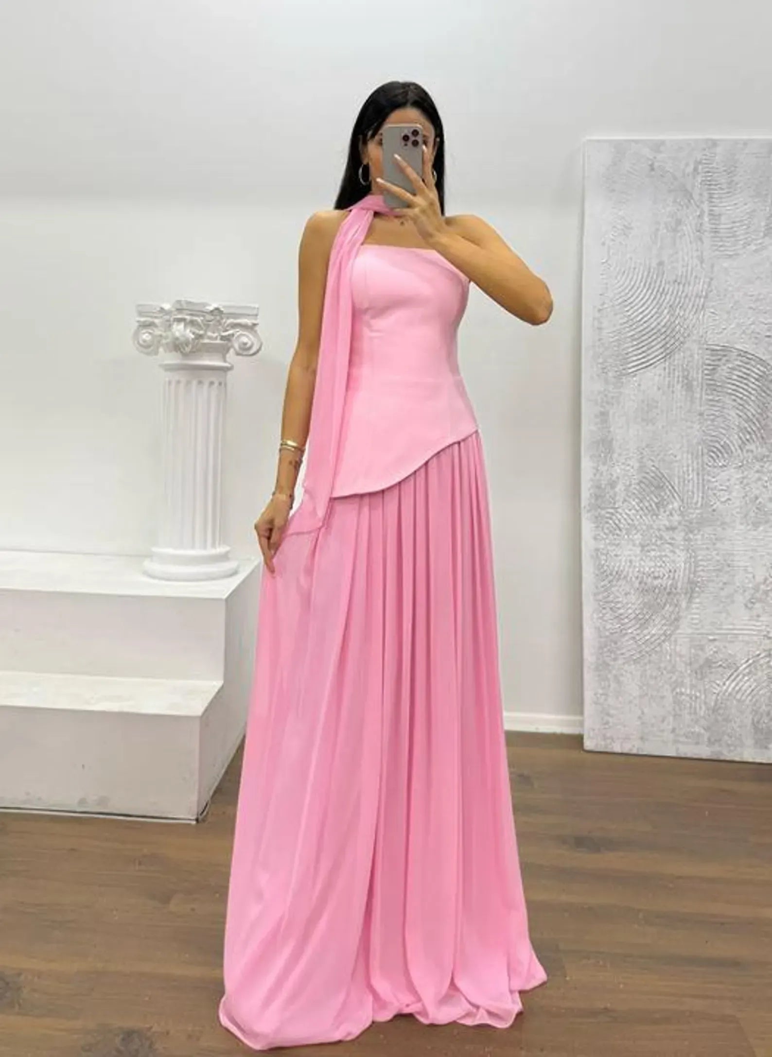 Prom Dress Elegant Burgundy A-Line Strapless Chiffon Floor-Length With Draped Scarf Detail For Sophisticated Prom Nights