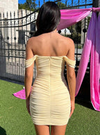 Yellow Bodycon Off-Shoulder Ruched Fitted Light Mini Homecoming Dresses
