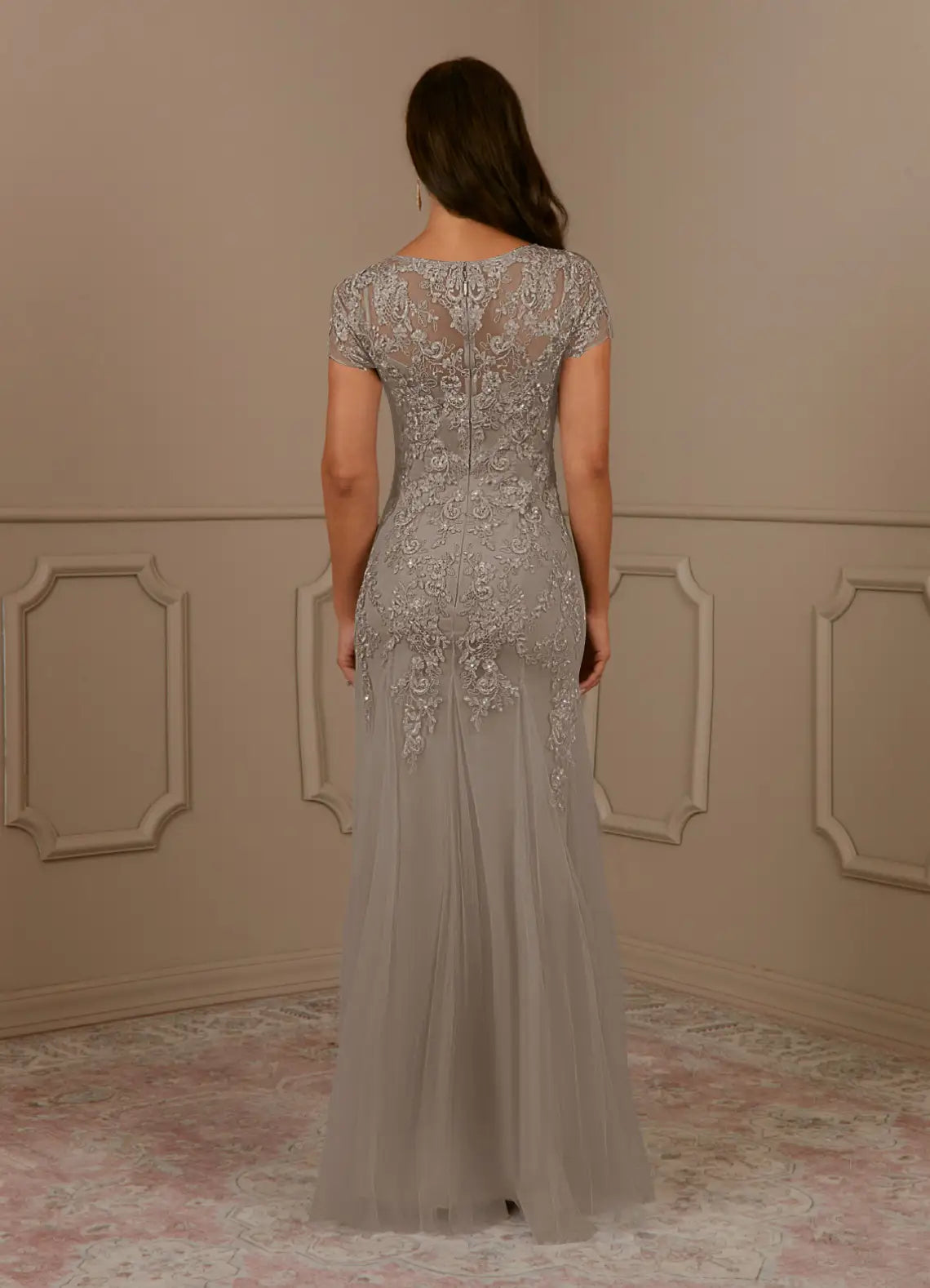 Elegant Mermaid Round-Neck Short Sleeves Lace Sequins Tulle Grey Maxi Mother Dress