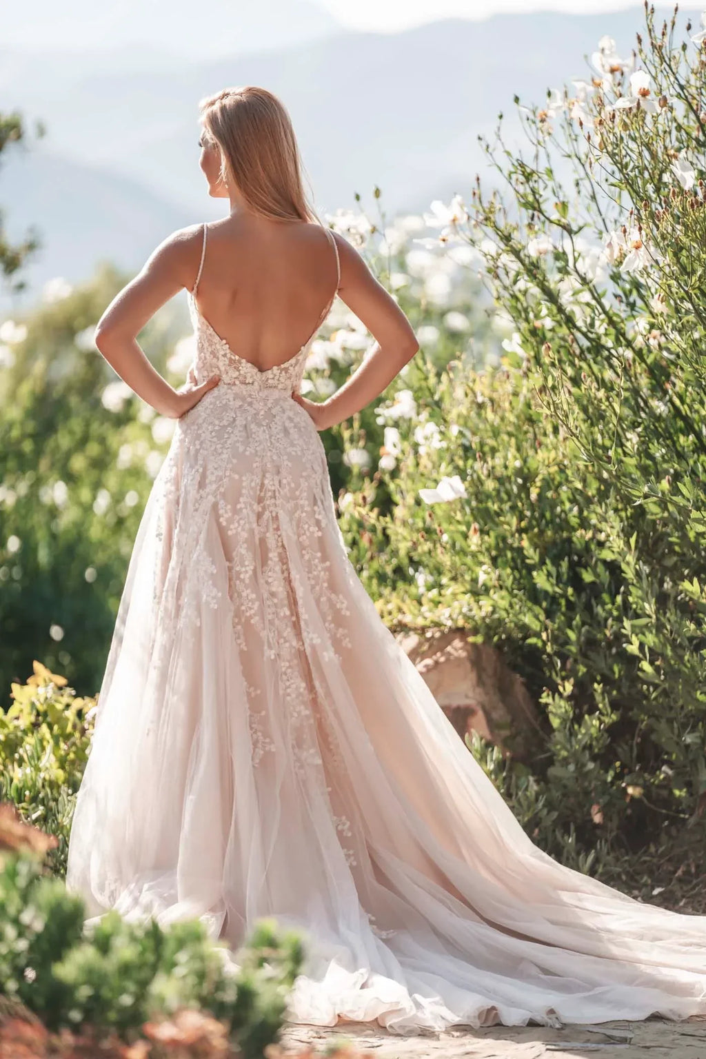 Enchanting A Line Plunging V Neck Spaghetti Strap Open Back Floor Length Wedding Dress
