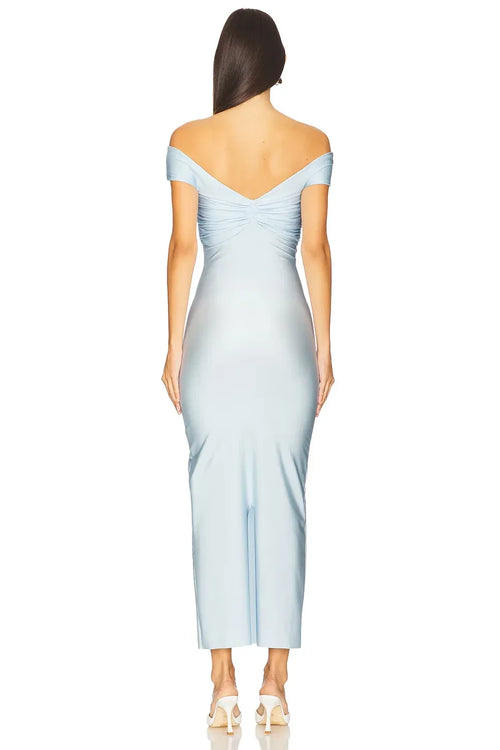 Robe de soirée mi-longue fourreau éthérée à épaules dénudées, manches courtes et dos froncé