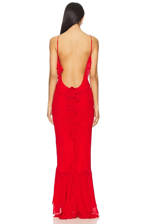 Robe de bal longue en tulle éthérée avec décolleté carré, fines bretelles et dos à volants