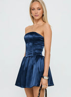 Fashion A-Line Strapless Sleeveless Short-Mini Homecoming Dress