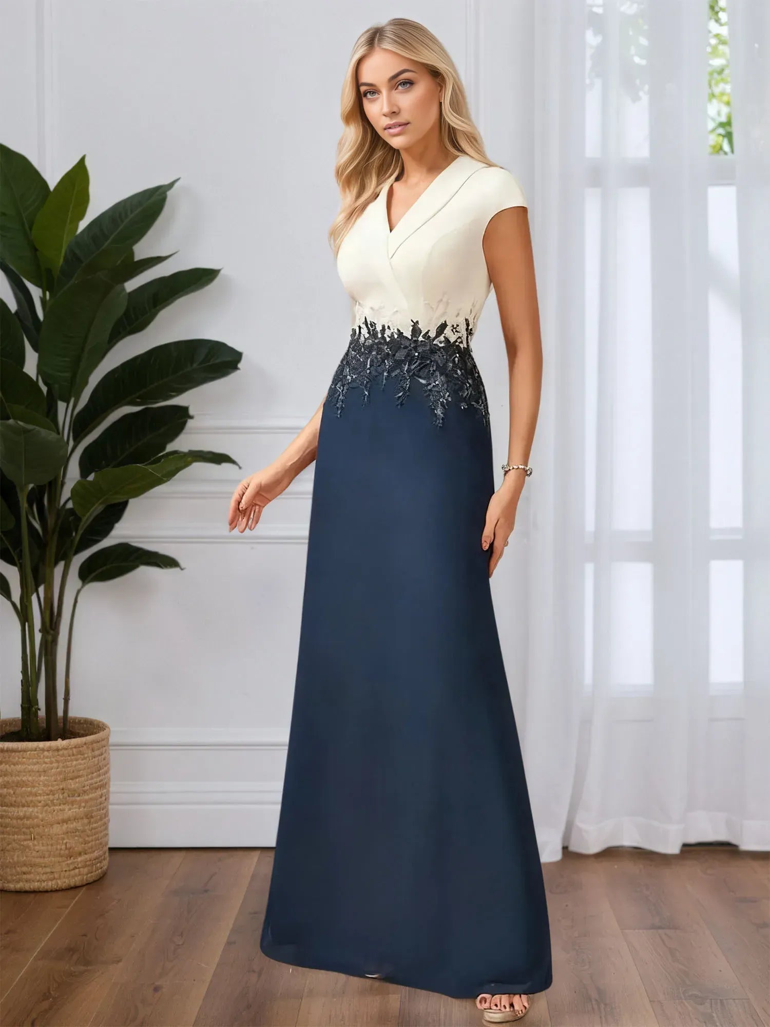 Fashion A-line V Neck Sleeveless Appliques Floor-Length Mother of the Bride Dress