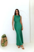Fashion Boat Neck Low Open Back Pleated Floor-Length Dress Emerald Mermaid Sleeveless Solid Color Prom Dress