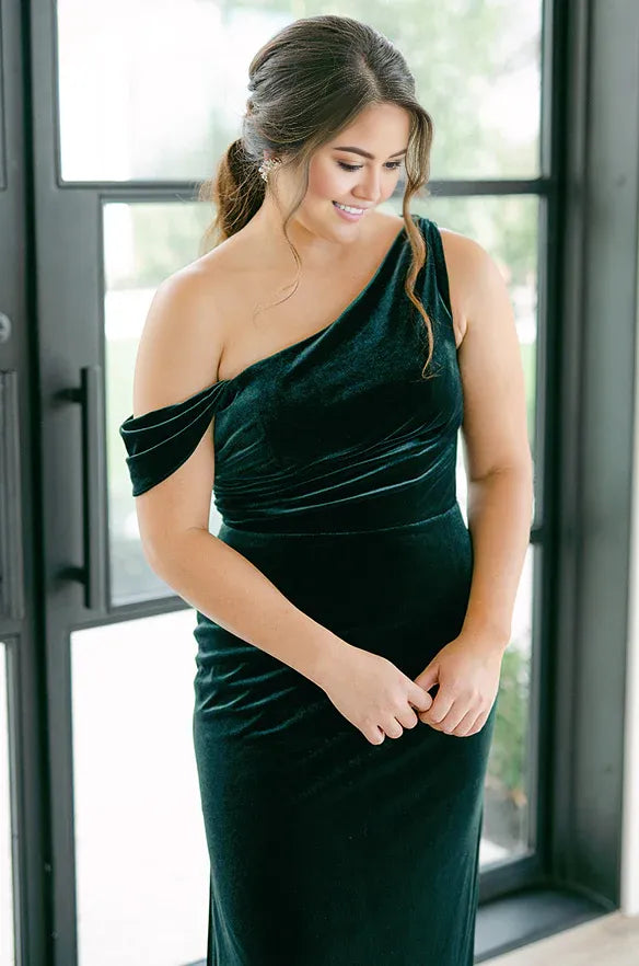 Fashion Fitted Asymmetrical Neck Sleeveless Floor-Length Plus Size Prom Dress