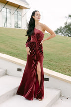 Fitted Asymmetrical Neck Sleeveless Floor-Length Prom Dress