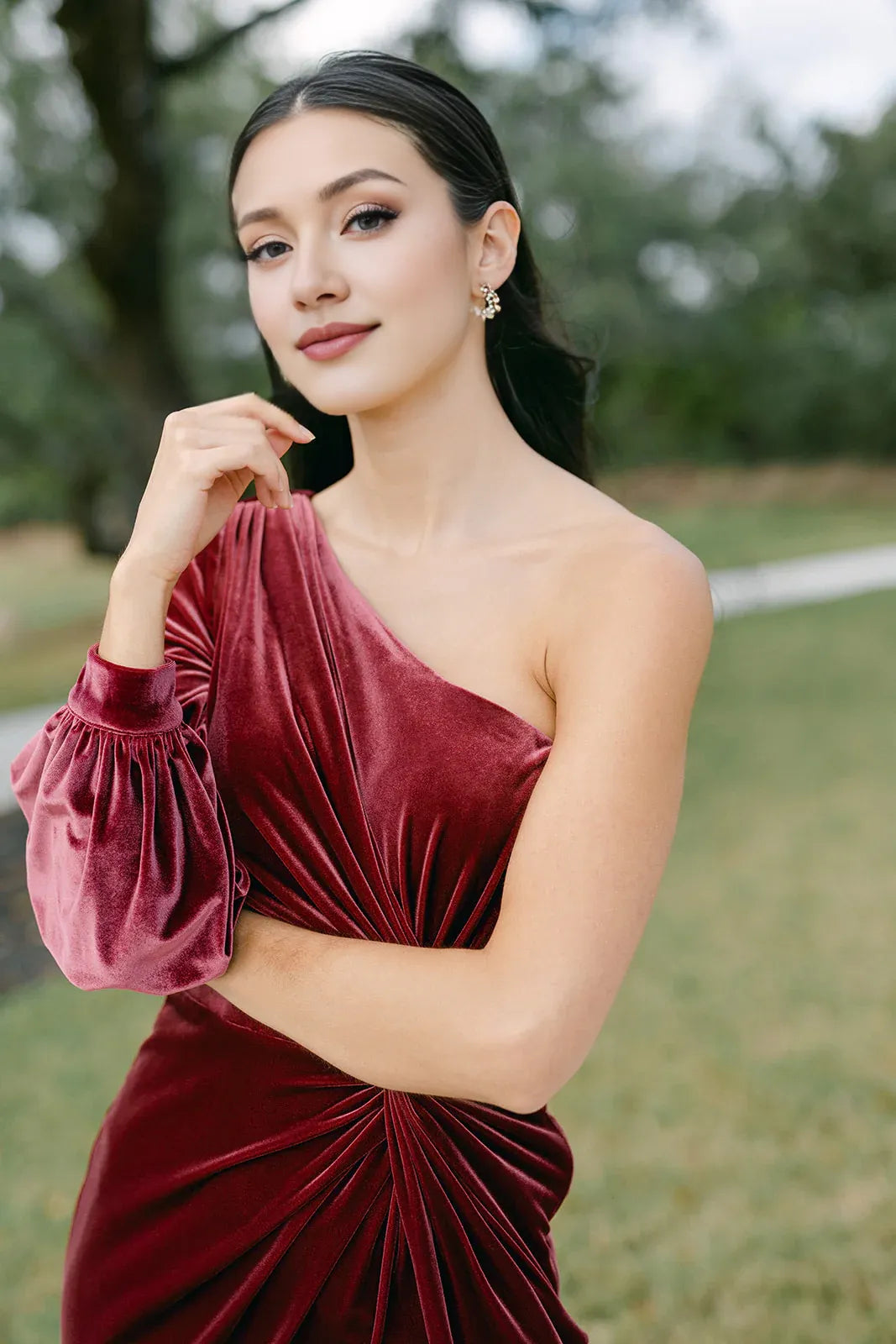 Fitted Asymmetrical Neck Sleeveless Floor-Length Prom Dress