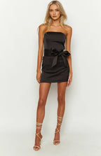 Fashion Sheath/Column Strapless Sleeveless Backless Above Knee Homecoming Dress