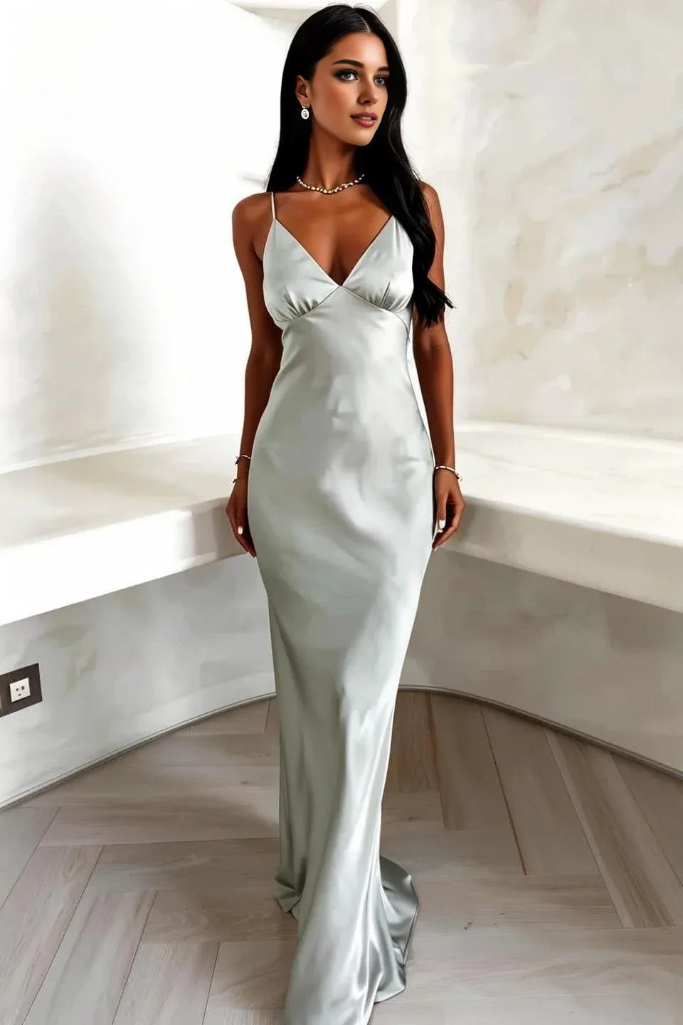 Fashion Sheath/Column V-Neck Sleeveless Floor-Length Prom Dress