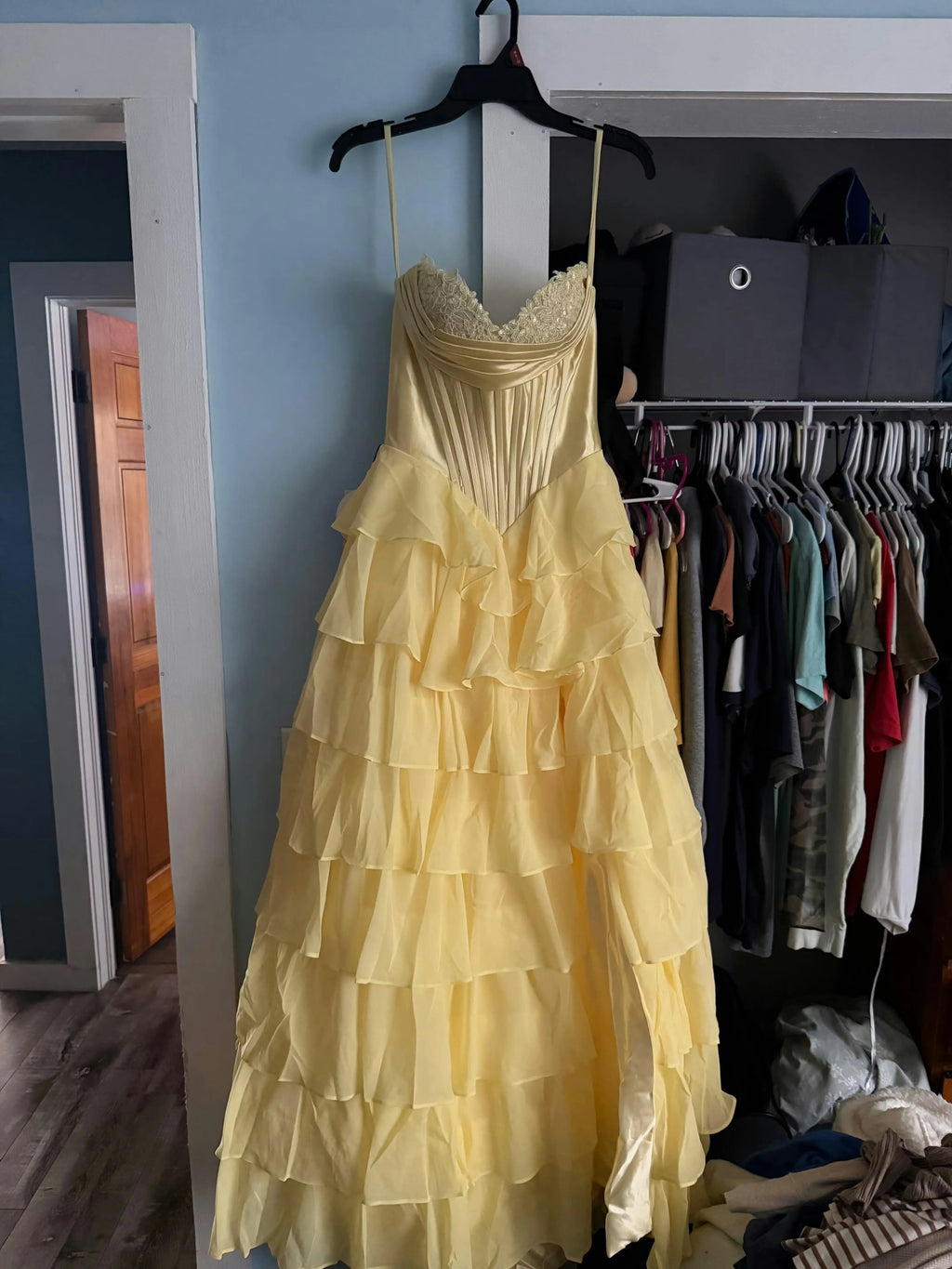 Fashion Strapless Sleeveless A-Line Tiered Split Long Prom Dress