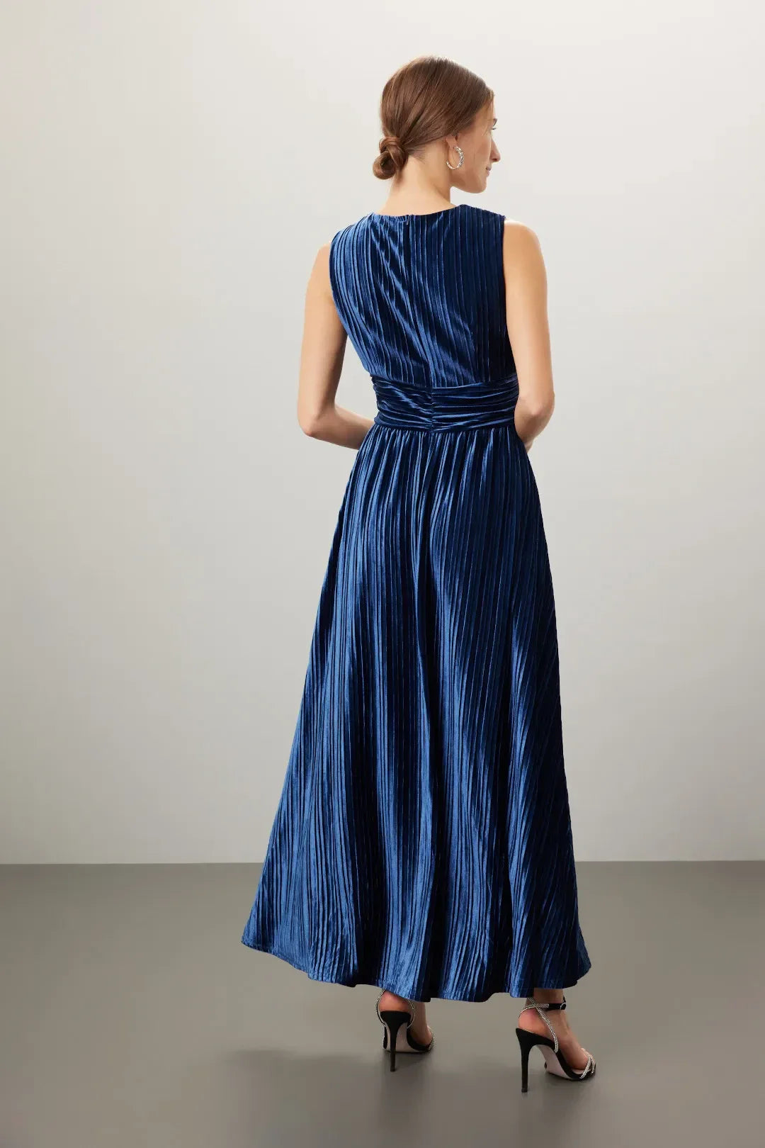 Glamorous A Line Plunge Neck Sleeveless Ruched Waist Floor Length Plus Size Prom Dress