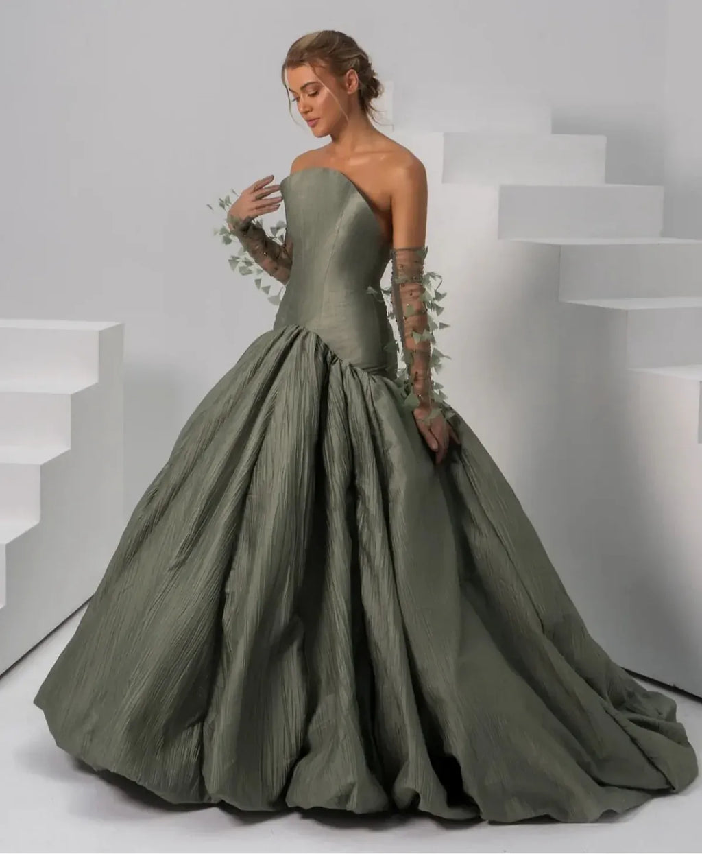 Ballgown Strapless Sleeveless Backless Textured Evening Dress With Train