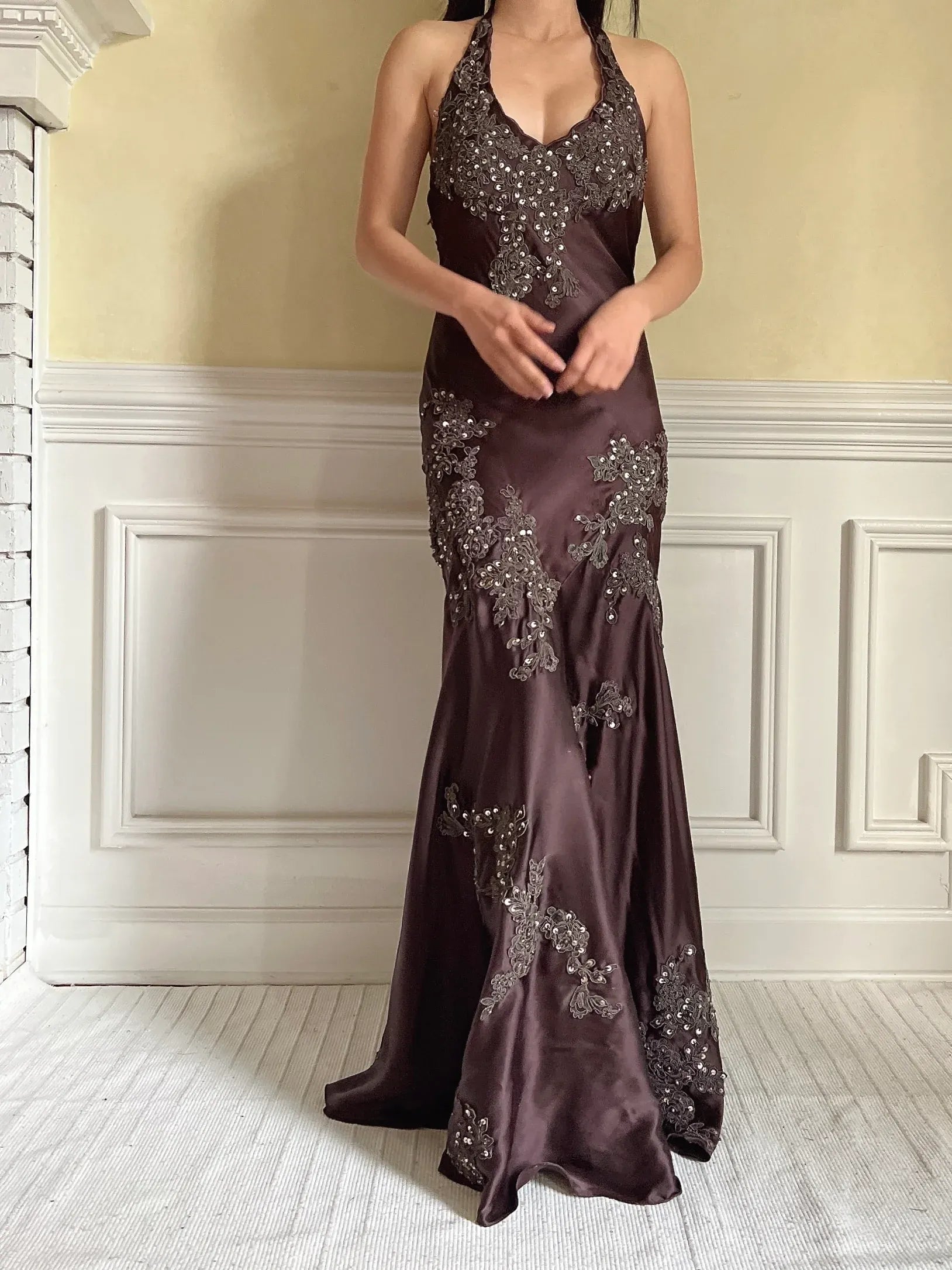 Halter Neck Mermaid Maxi Dress with Applique