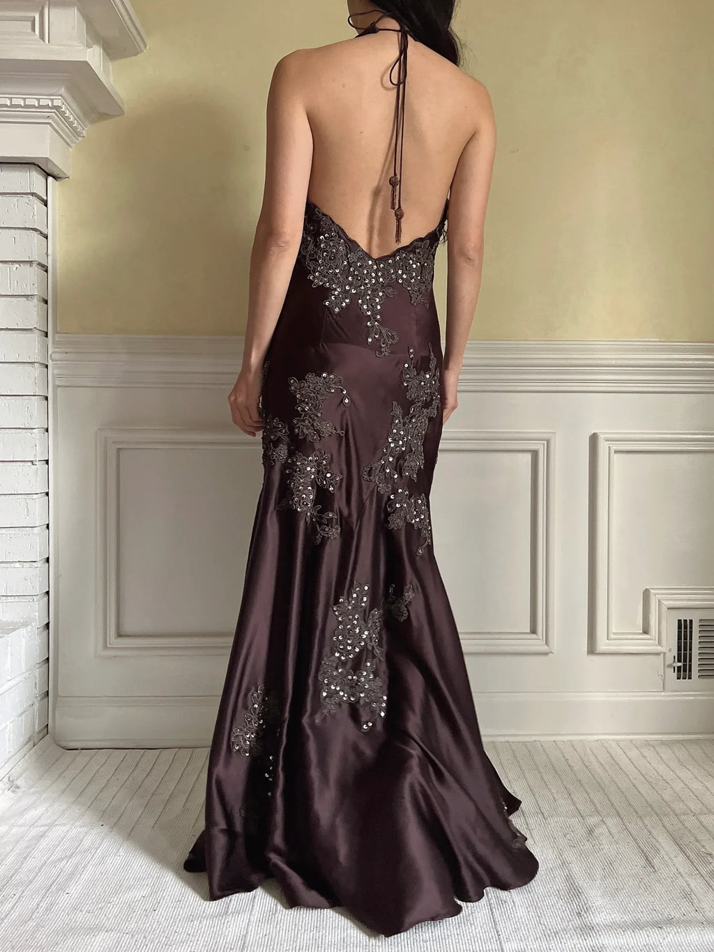 Halter Neck Mermaid Maxi Dress with Applique