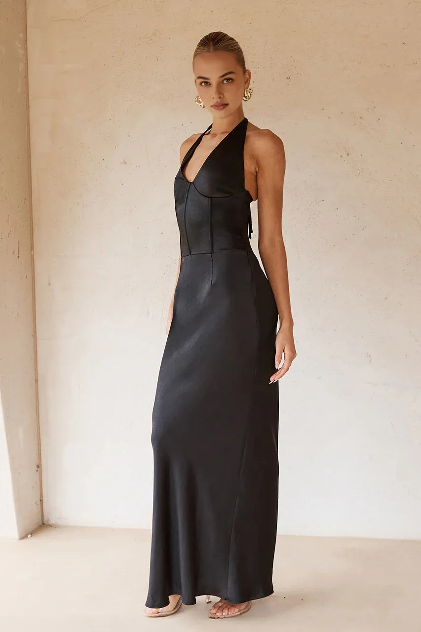 Sheath/Column Halter Neck Sleeveless Floor-Length Prom Dress