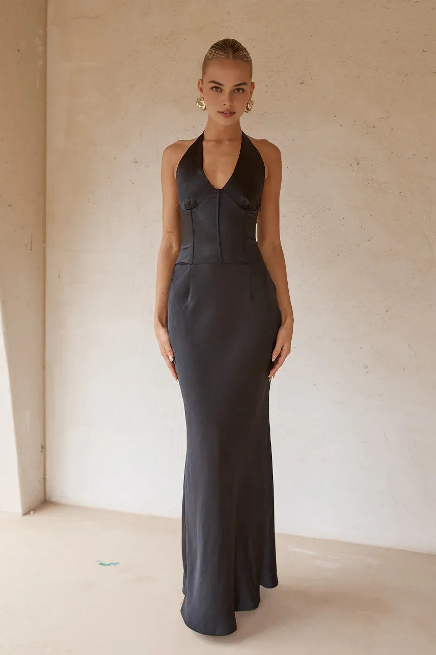 Sheath/Column Halter Neck Sleeveless Floor-Length Prom Dress