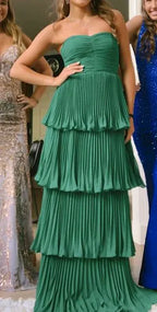 Tiered Strapless Sleeveless Pleated Prom Dress
