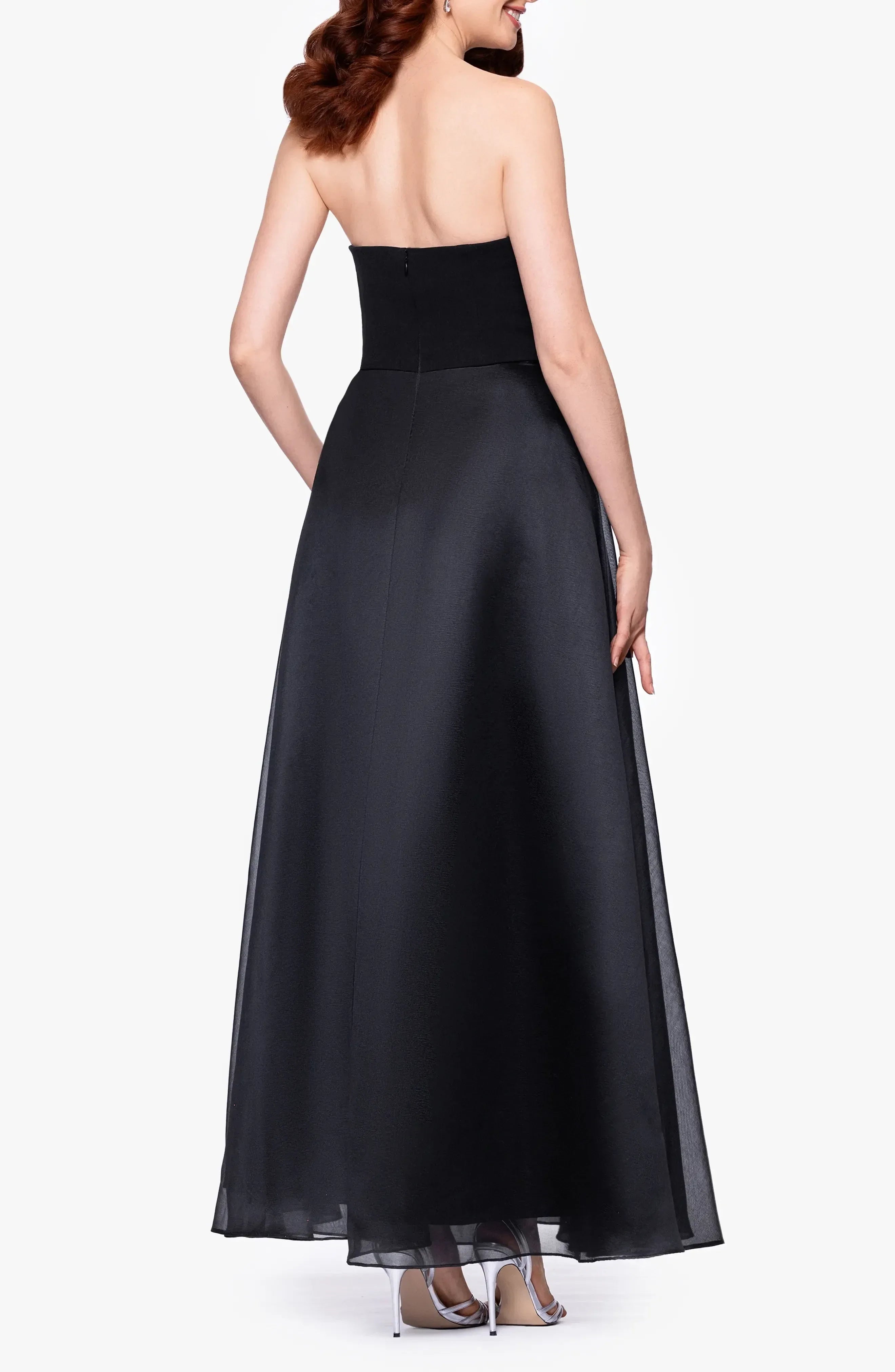Gorgeous Ball Gown Strapless Sleeveless Zipper Back Floor Length Evening Dress
