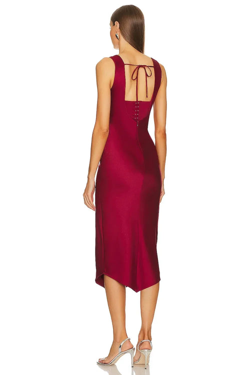 Superbe Robe de Soirée Midi Fourreau sans Manches à Col Bénitier et Dos Noué