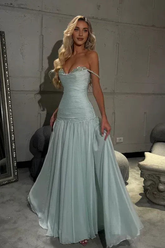 A Line Off the Shoulder Sleeveless Pleated Floor-Length Prom Dress