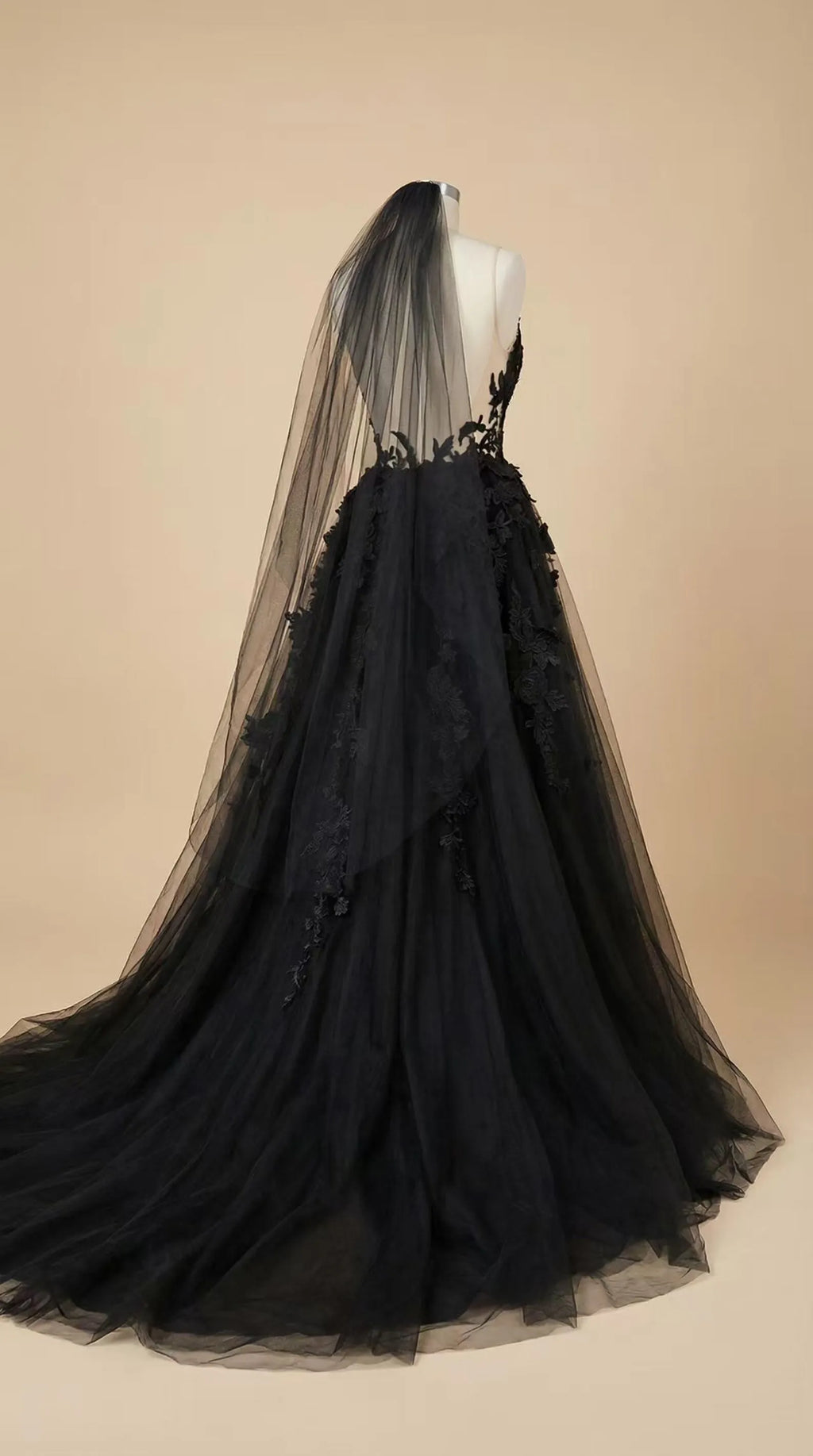 Gothic Ballgown Wedding Dress For Bold Modern Brides Spaghetti Strap Lace Appliques Sheer Bodice