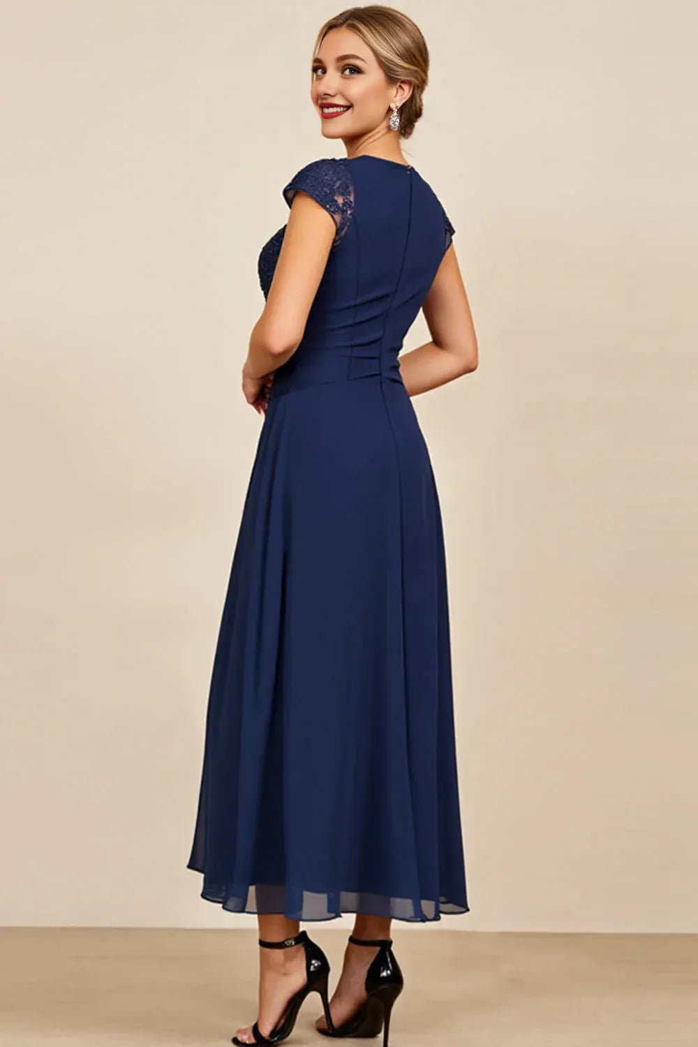 Graceful A-Line Boat Neck Cap Sleeve Appliques Ankle-Length Mother of the Bride Dress