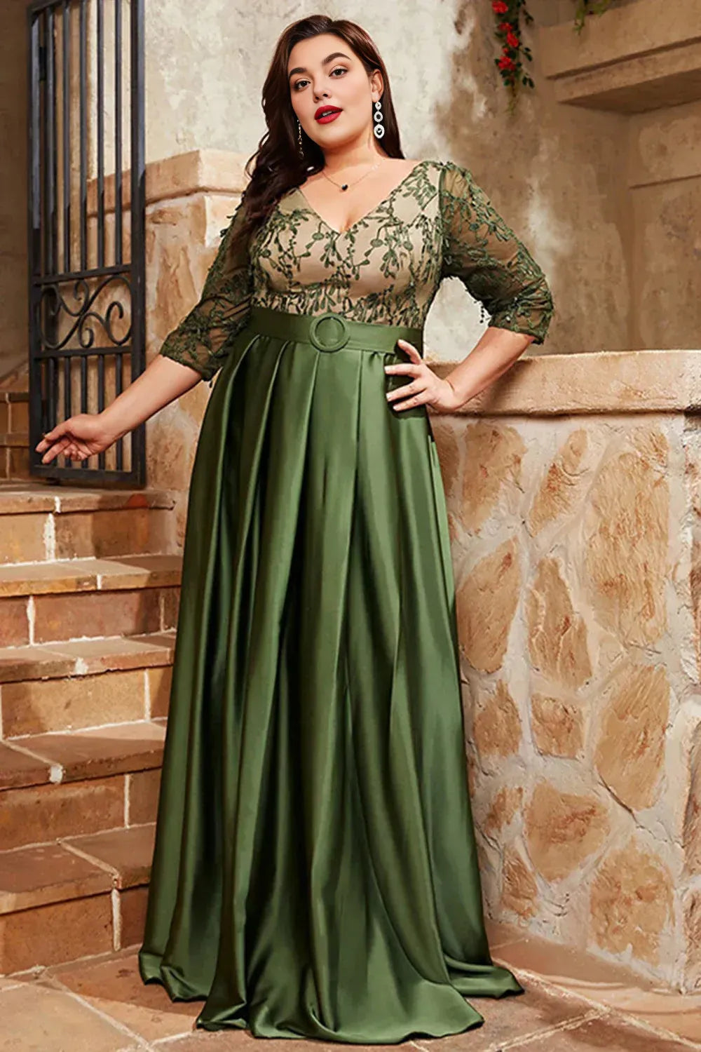 Graceful A-Line V Neck Short Sleeve Appliques Floor-Length Plus Size Mother of the Bride Dress